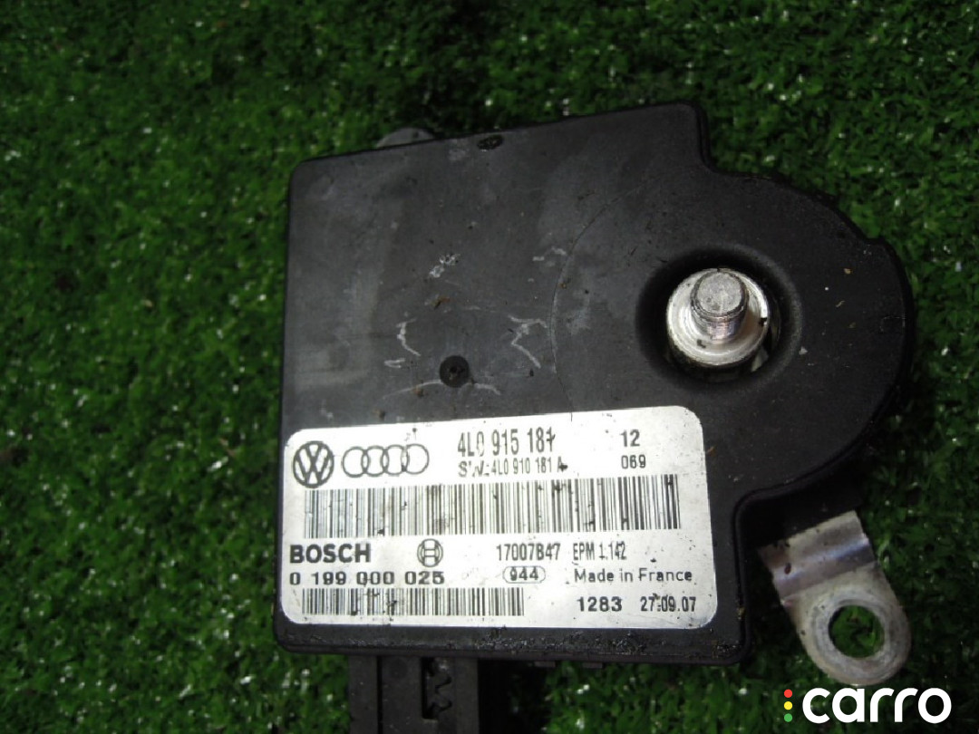 Блок управления аккумулятором (АКБ) AUDI Q7 2007г. - фото №1
