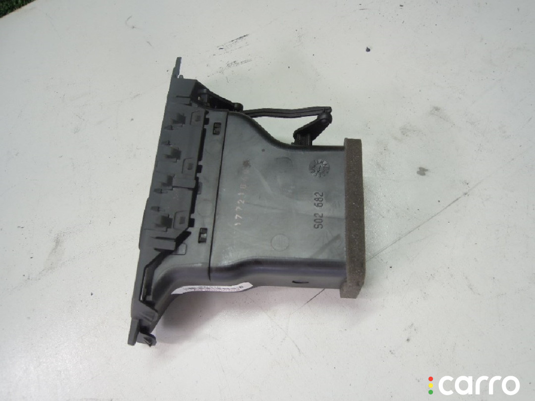 Дефлектор обдува салона BMW 3 E90/E91/E92/E93 2005г. - фото №2