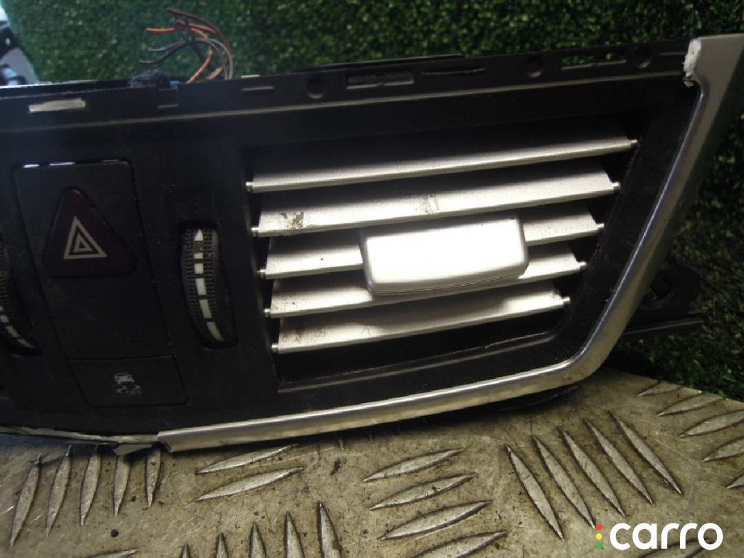 Дефлектор обдува салона Mercedes E W212 2009г. - фото №3