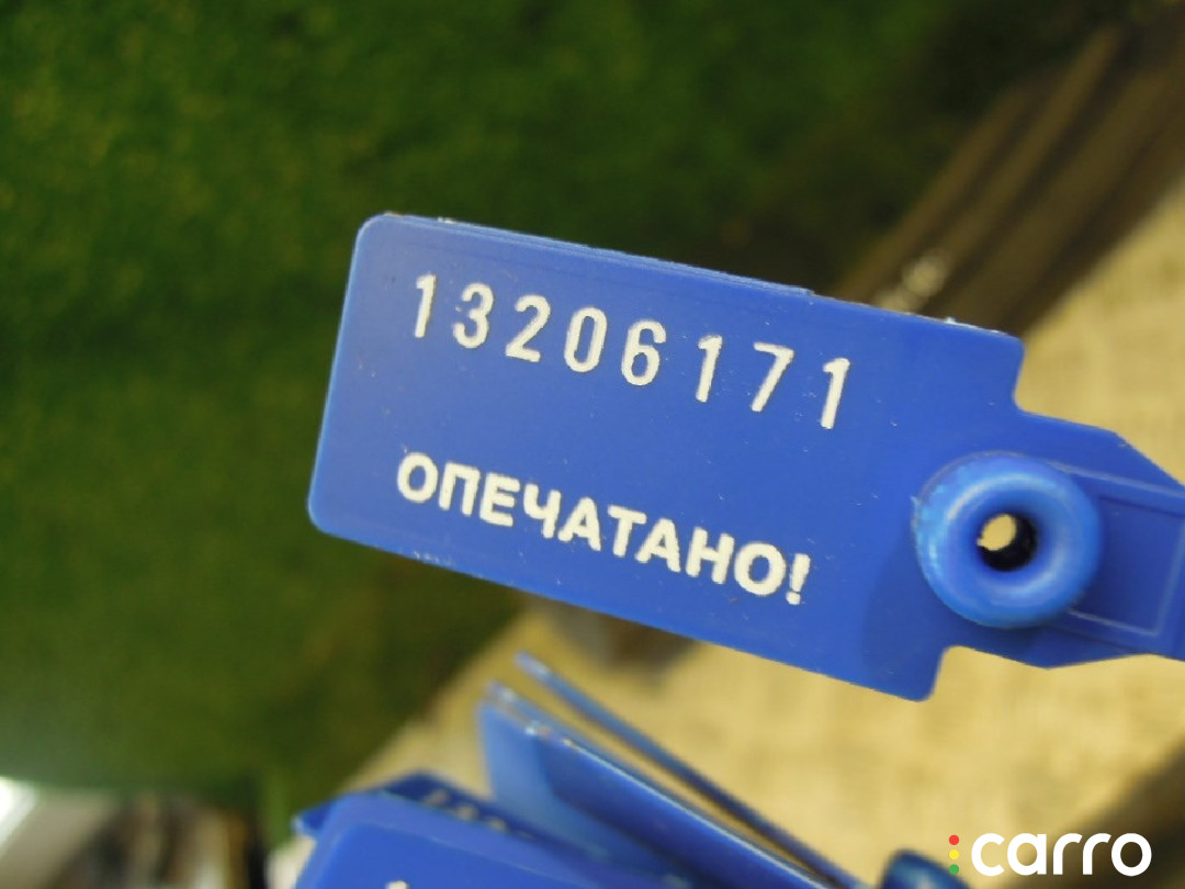 Заглушка (решетка) в бампер Volkswagen Passat B6 2006г. - фото №4
