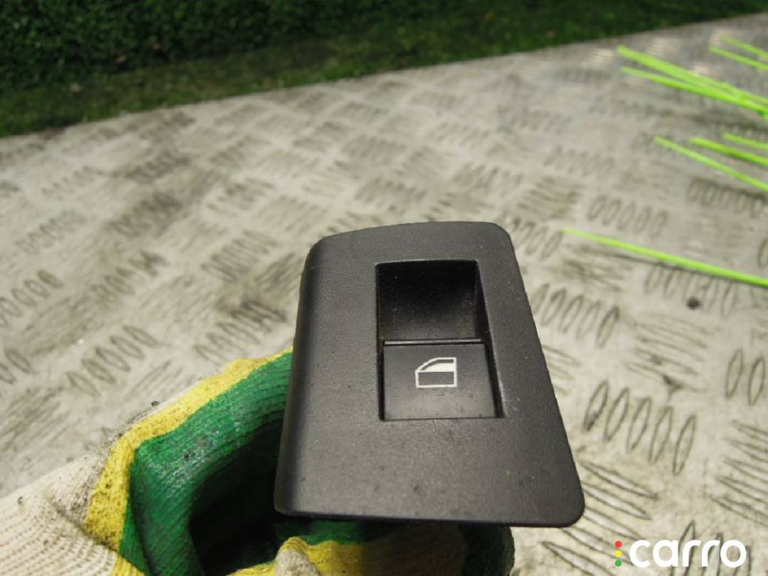 Кнопка стеклоподъемника BMW X5 E53 2005г. - фото №1