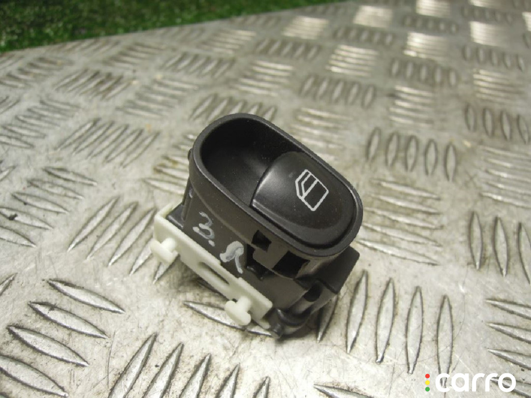 Кнопка стеклоподъемника Mercedes C W203 2002г. - фото №1