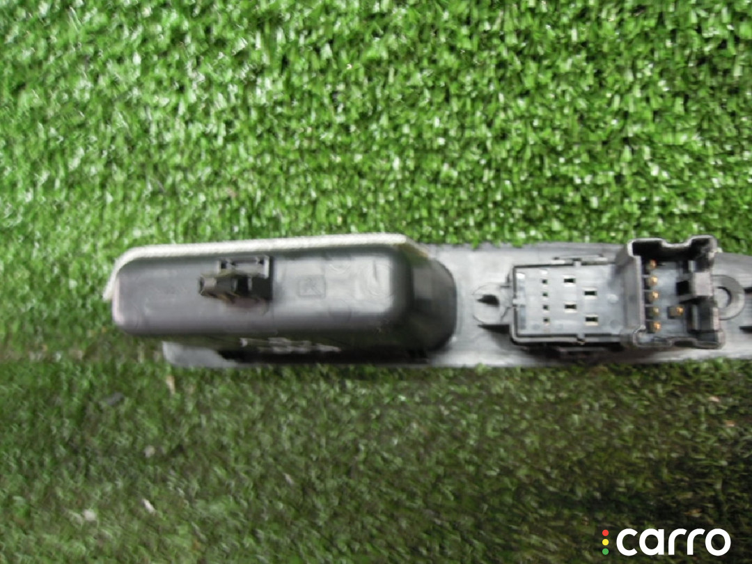 Кнопка стеклоподъемника Nissan Qashqai 2009г. - фото №9