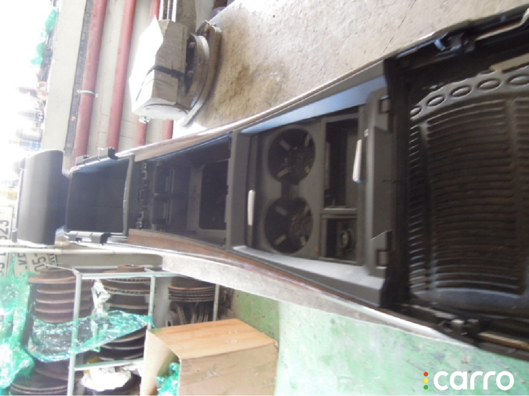 Консоль салона (кулисная часть) BMW X5 E70 2008г. - фото №1