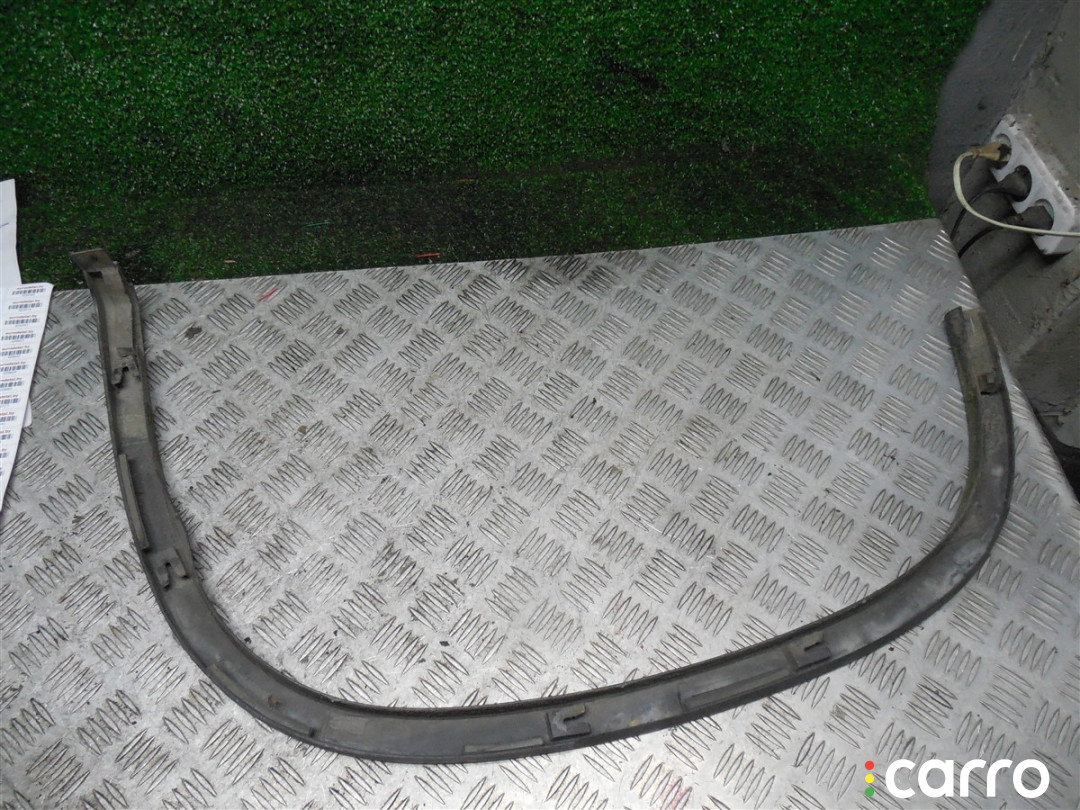 Молдинг крыла Volkswagen Tiguan 2008г. - фото №2