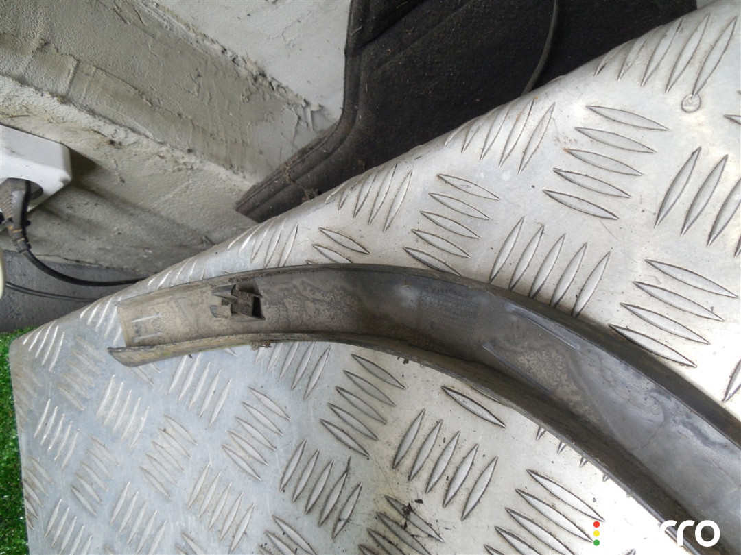 Молдинг крыла Volkswagen Tiguan 2008г. - фото №4