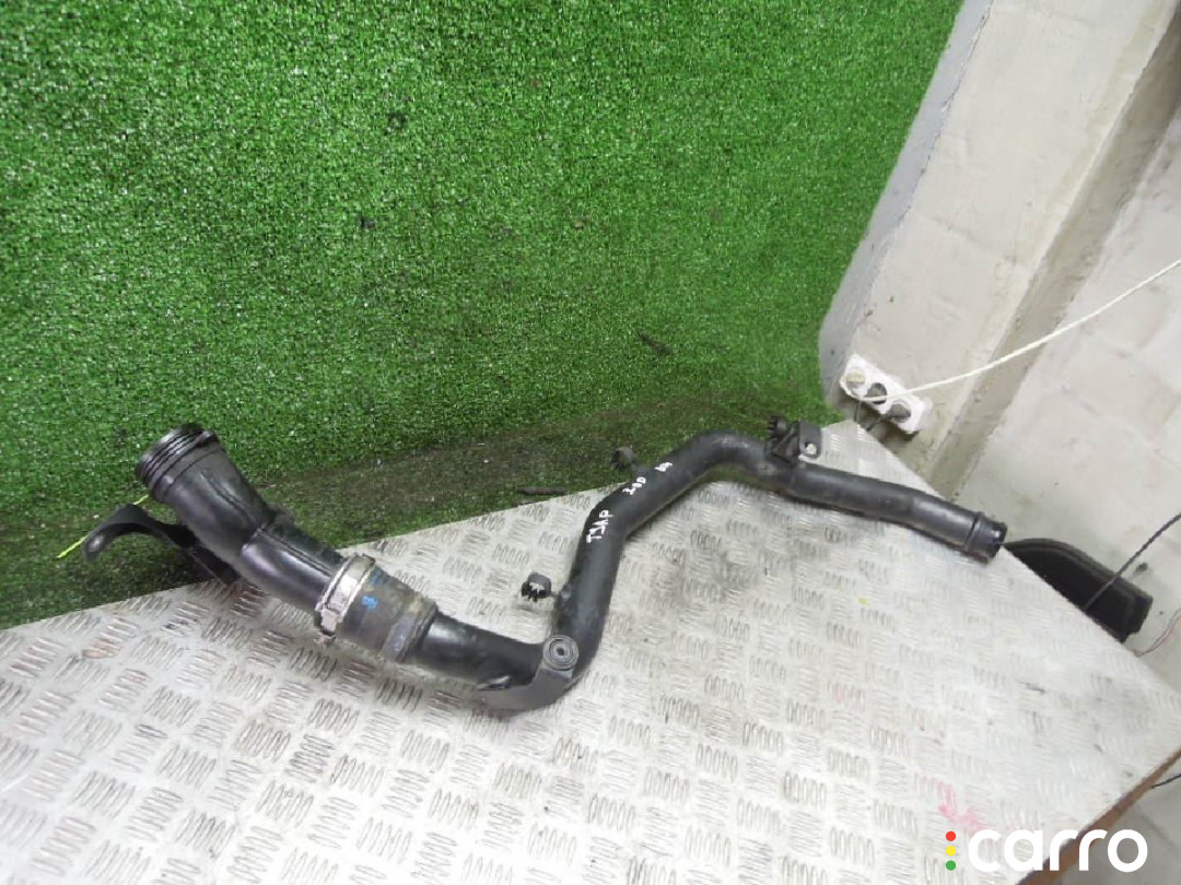 7L6145770M Патрубок интеркулера Volkswagen Touareg 2007г. - фото №1