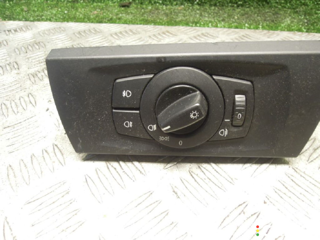 Переключатель света BMW 3 E90/E91/E92/E93 2005г. - фото №1