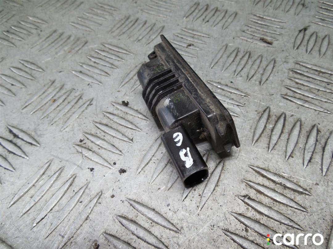 Подсветка номера Volkswagen Passat B6 2006г. - фото №2
