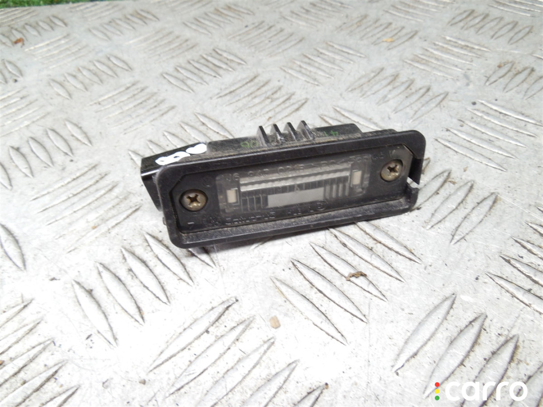 Подсветка номера Volkswagen Passat B6 2006г. - фото №1