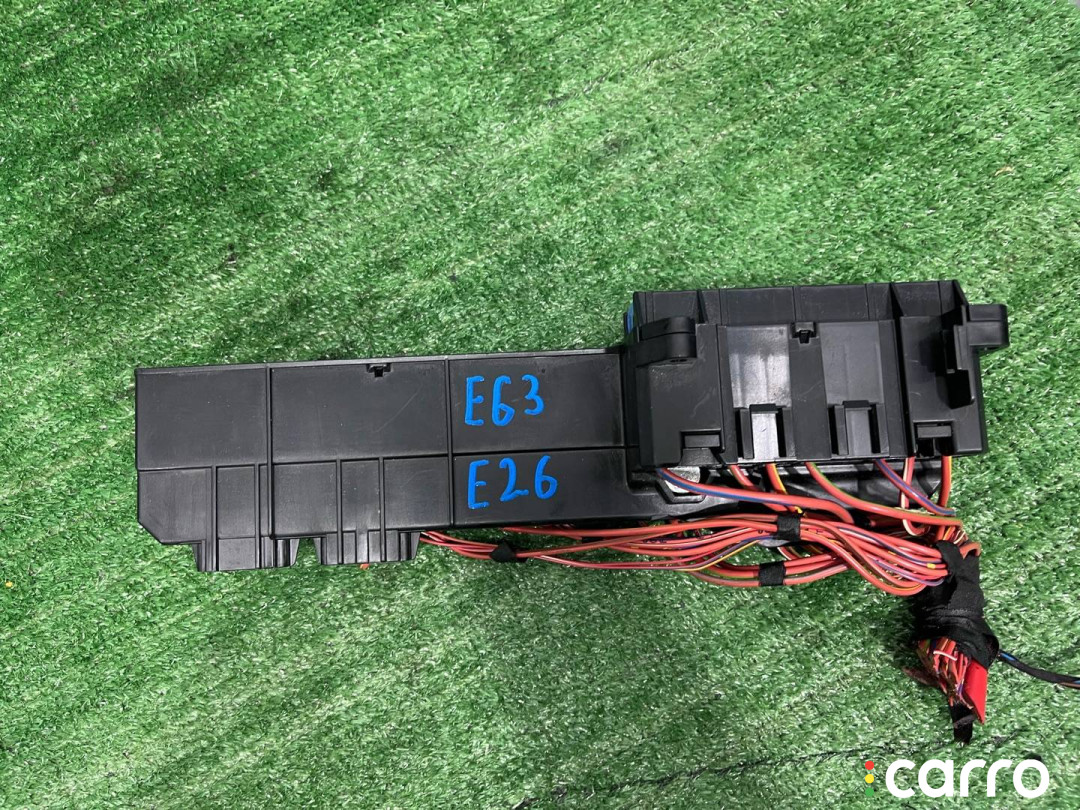 61146957330, 6957330, 61146932452, 6932452 Блок предохранителей BMW 6 E63/E64 2008г. - фото №7