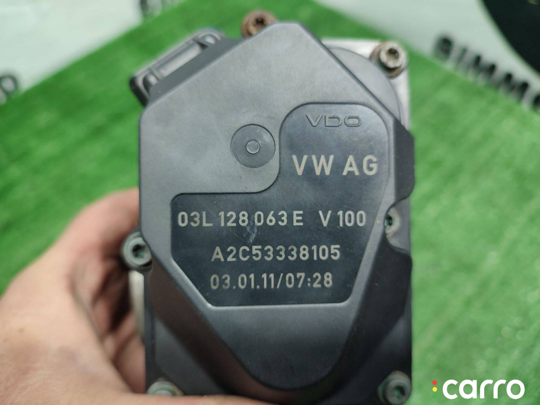 03L128063E, 03L128063 заслонка дроссельная Skoda Octavia 2 (A5) 2011г. - фото №10