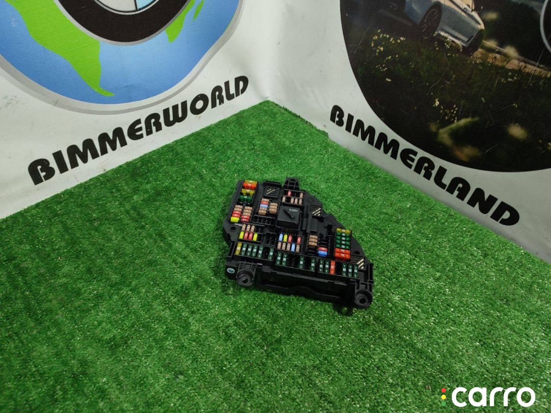 9234424, 61149210858, 61149234424, 9210858 Блок предохранителей задний BMW 5 серия F10 F11 (Дорест.) 2010г. - фото №1