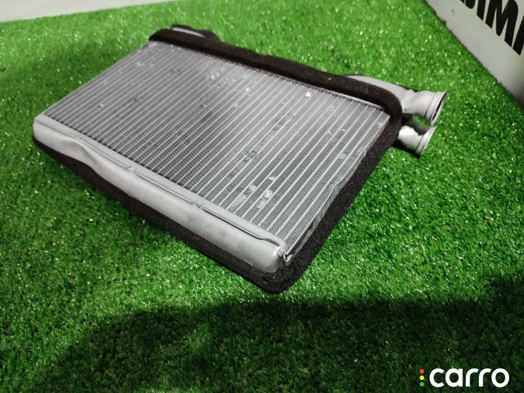 64119163330, 9163330 радиатор отопителя (печки) BMW 5 серия F10 F11 (Дорест.) 2011г. - фото №2