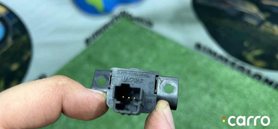 AX23E062A00, AX23E062A00BA ручка (кнопка) бардачка Jaguar XF X250 2013г. - фото №10