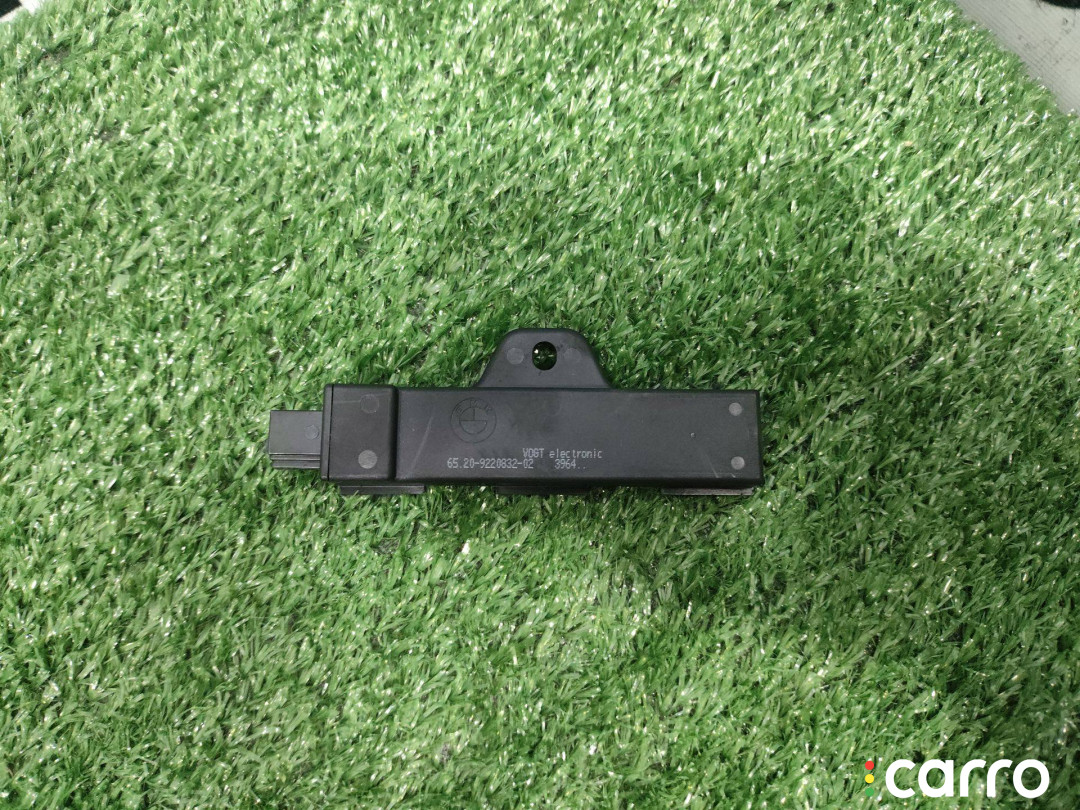9220832, 65209220832, 65209144260, 9144260 антенна BMW i3 I01 2017г. - фото №5