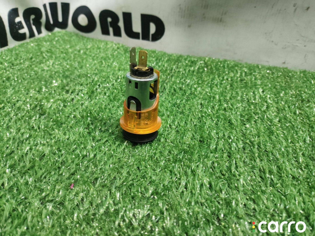 51167052720, 7052720 Прикуриватель BMW i3 I01 2017г. - фото №8