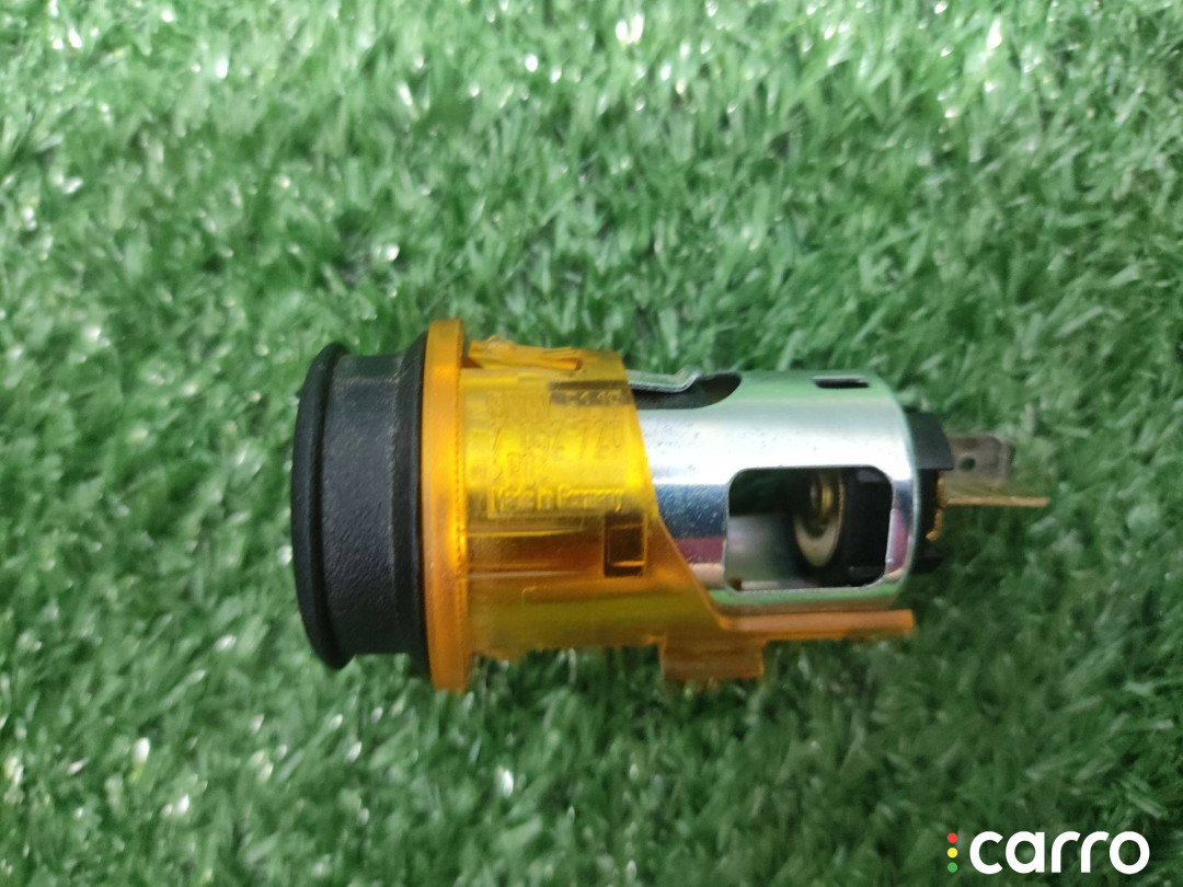 51167052720, 7052720 Прикуриватель BMW i3 I01 2017г. - фото №10
