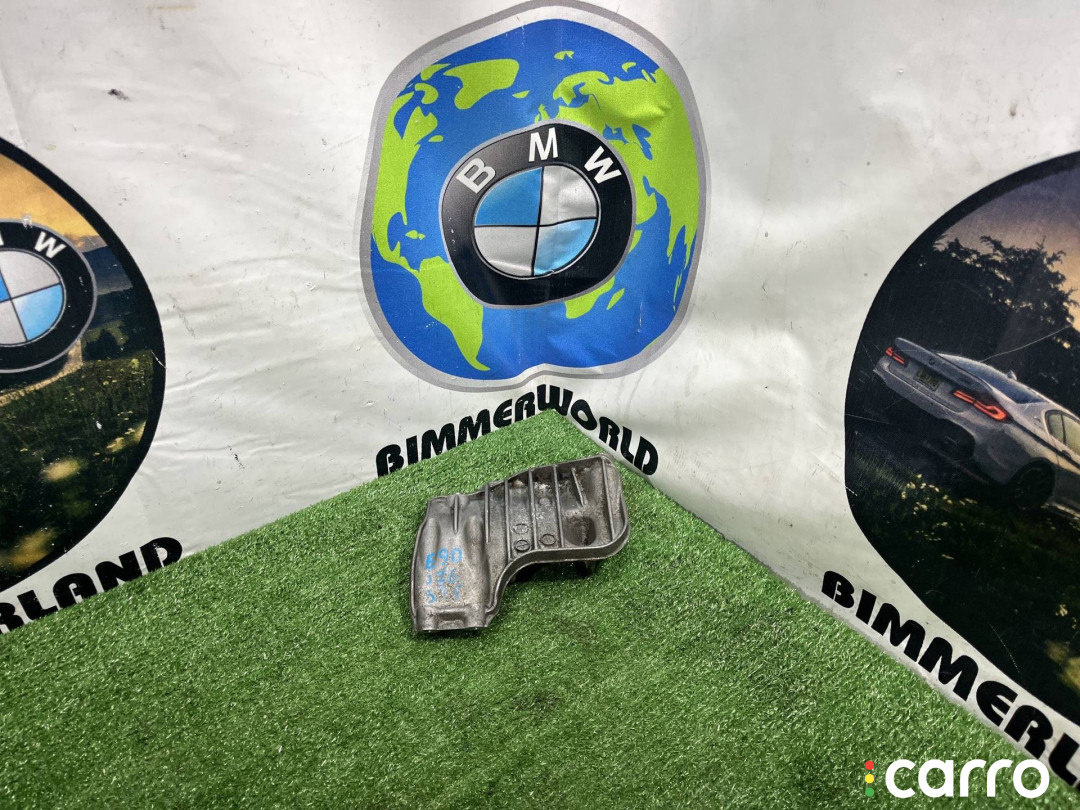 64557556836, 7556836 Кронштейн компрессора кондиционера BMW 3 E90/E91/E92/E93 2008г. - фото №1