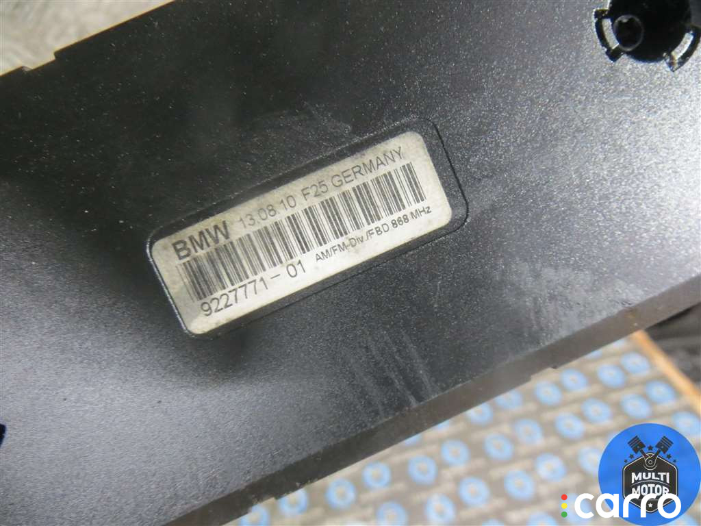 9227771-01 Антенна BMW X3 F25 2012г. - фото №3