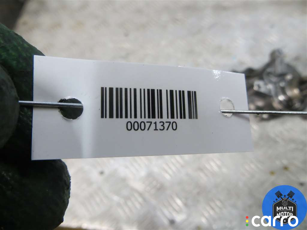 Насос вакуумный Volvo XC70 2008г. - фото №5