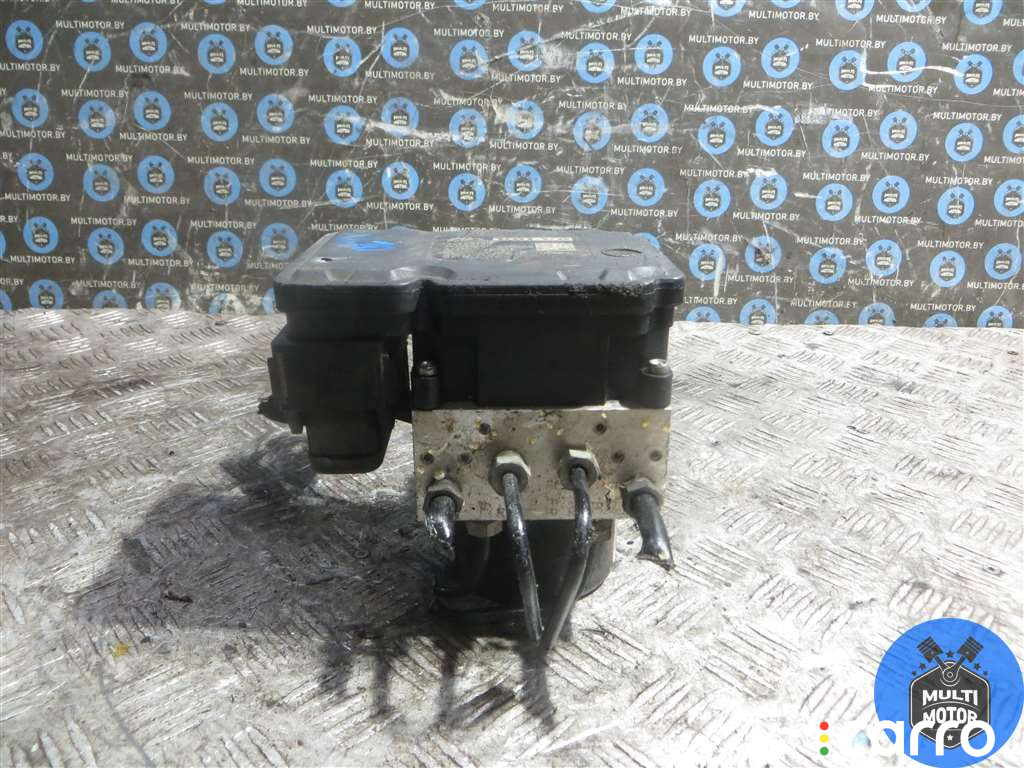 31329139 Блок ABS Volvo V70 2010г. - фото №1
