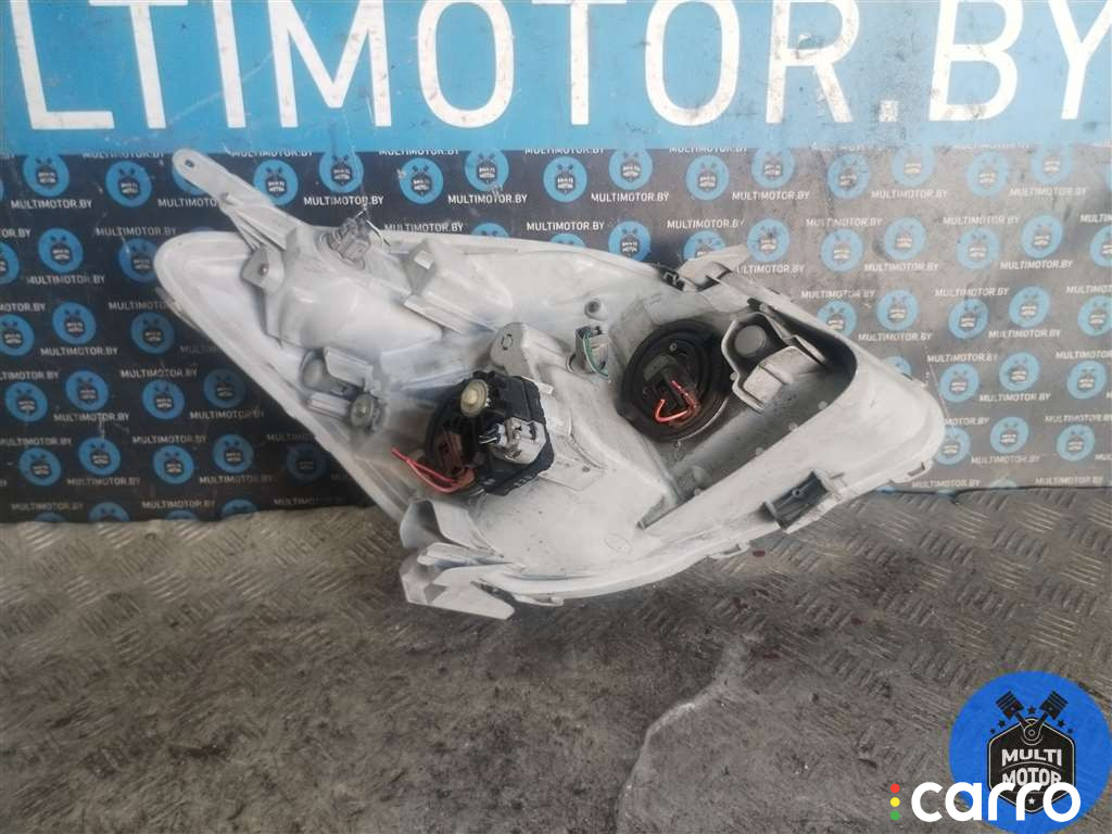 Фара левая Toyota Corolla Verso 2003г. - фото №12