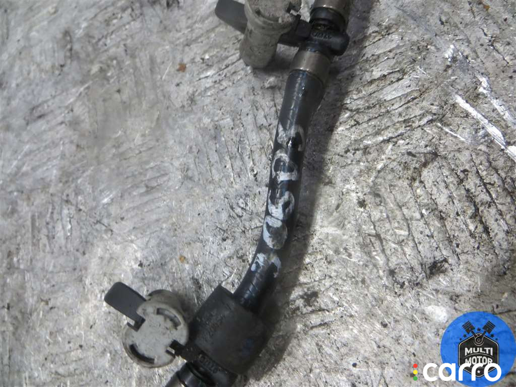 Трубка обратки форсунок BMW 5 E60/E61 2007г. - фото №3