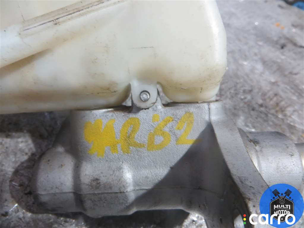 Цилиндр тормозной главный Toyota Yaris 2008г. - фото №2
