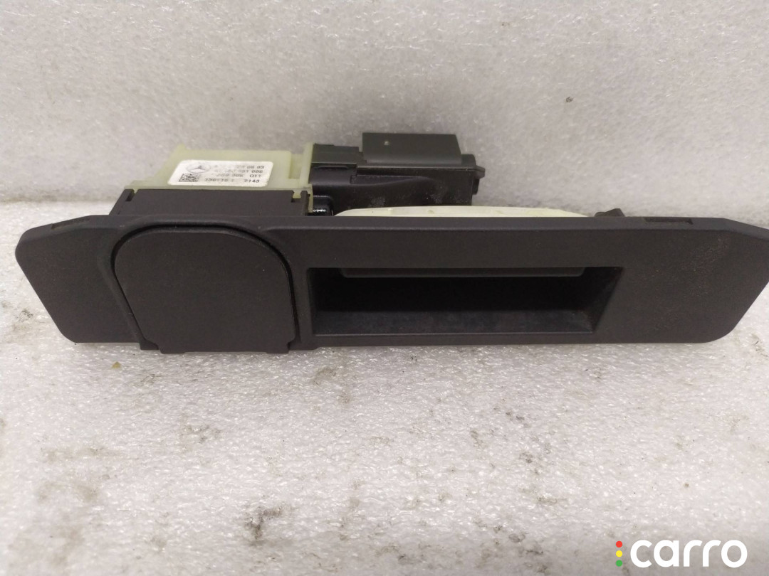 A1667500993 Ручка крышки багажника Mercedes-Benz C W205/S205/C205 - фото №1