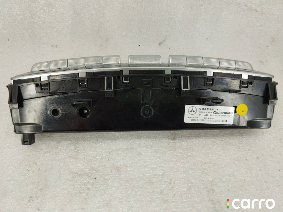 A2059054215 Блок управления печки/климат-контроля Mercedes-Benz C W205/S205/C205 2019г. - фото №4