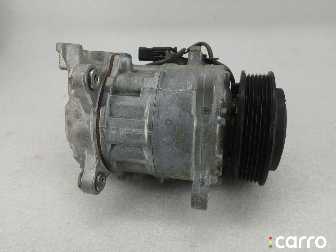 9890655 Компрессор кондиционера BMW 5 G30/G31 - фото №5