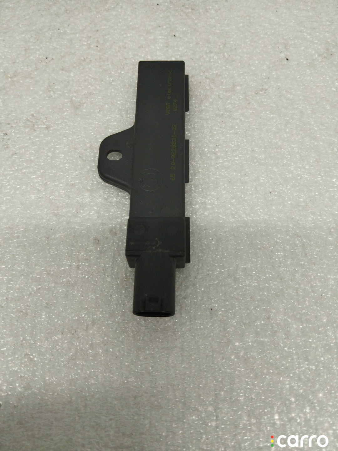 65209220831 антенна BMW 5 G30/G31 - фото №3