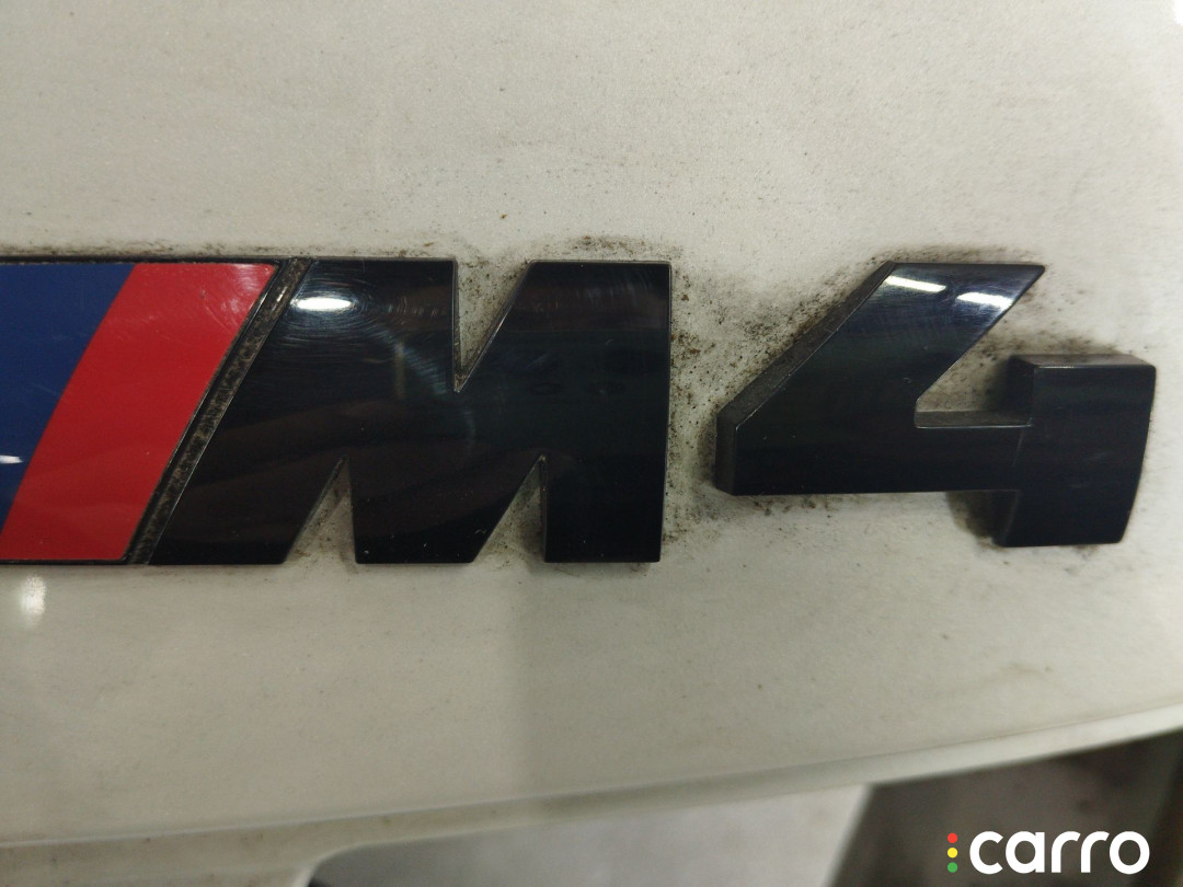 эмблема BMW M4 F82/F83 - фото №3