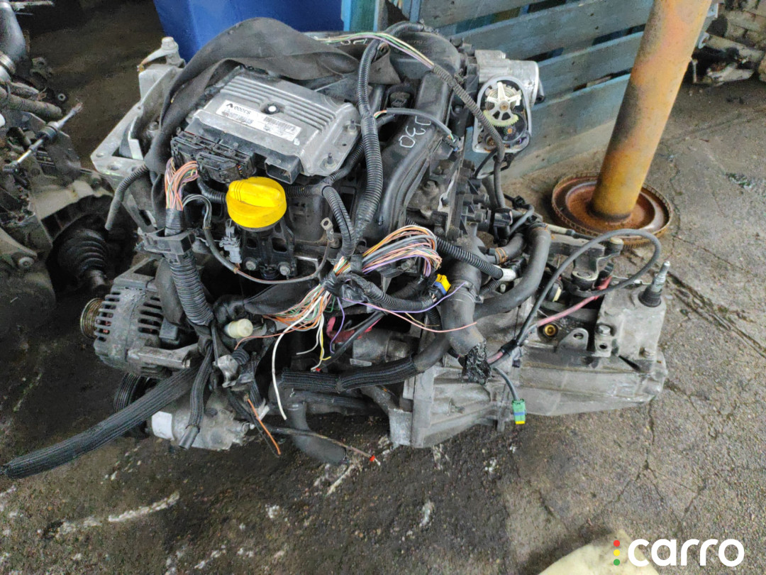 K4M9766 Двигатель Renault Scenic 2 - фото №1
