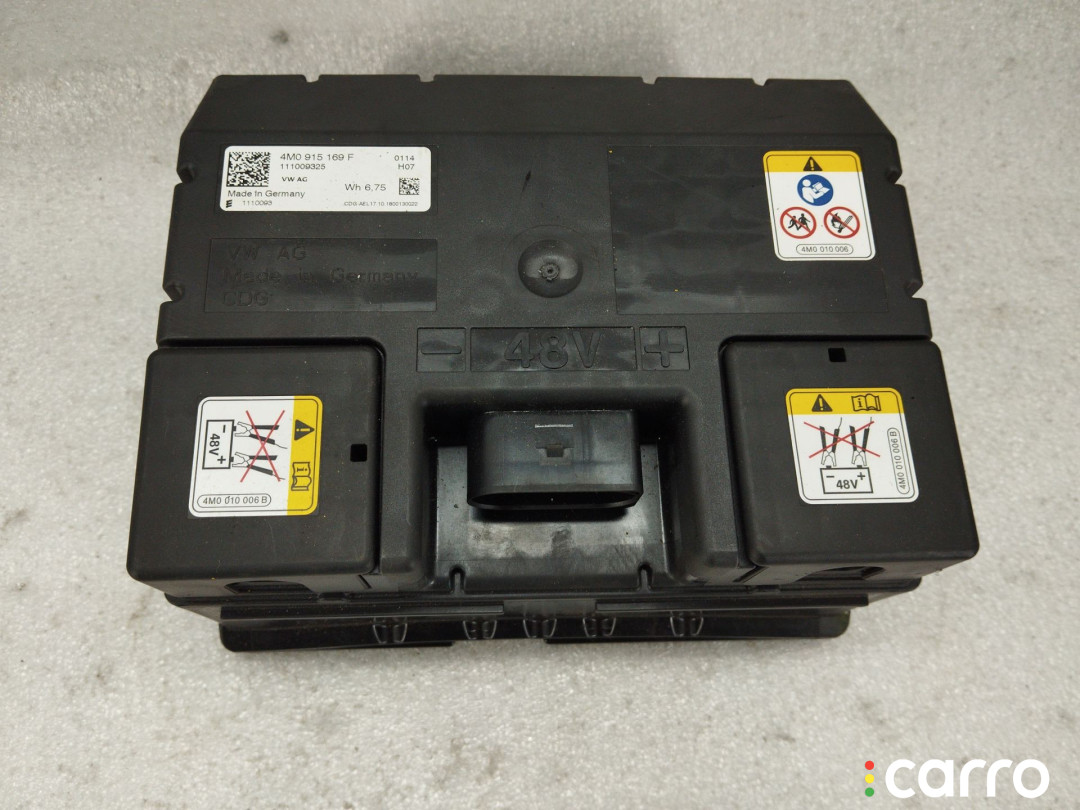 4M0915169F аккумулятор Volkswagen Touareg 3 - фото №1