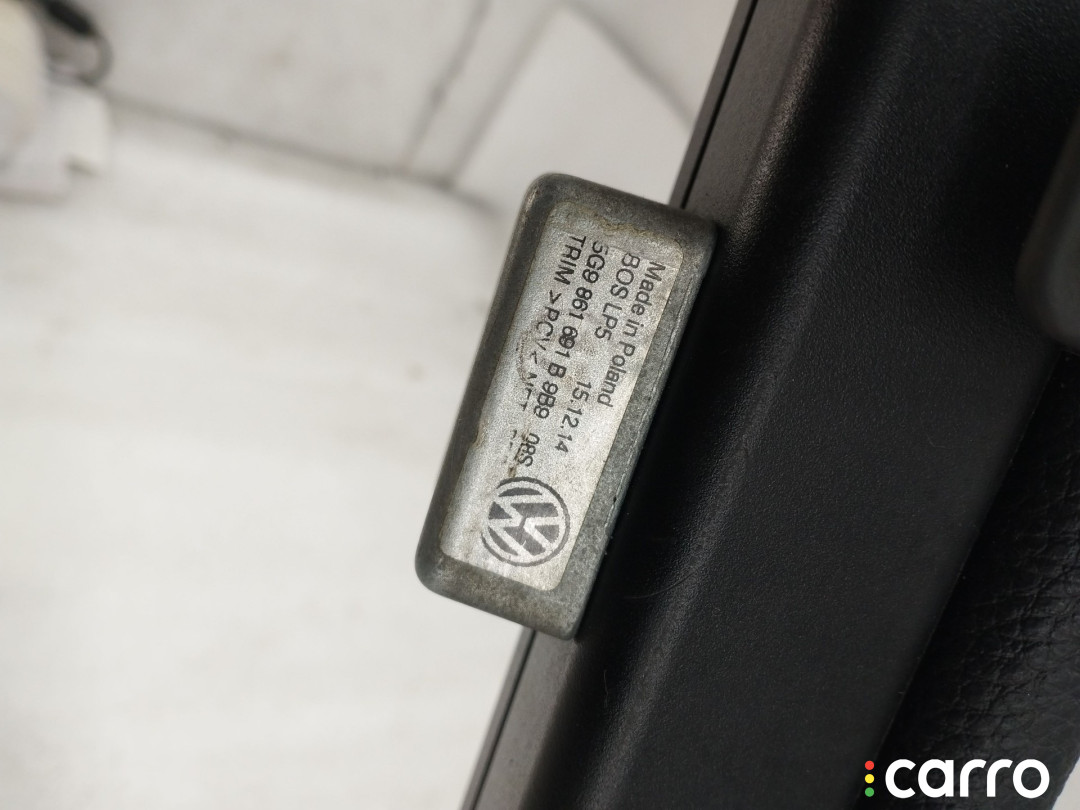 5G9861691 Сетка (собачник) Volkswagen Golf 7 2015г. - фото №2