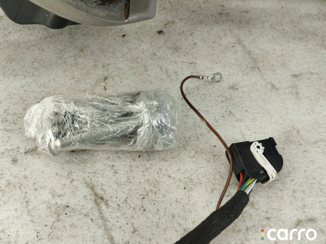 760803881G, 760971124E прицепное устройство (фаркоп) Volkswagen Touareg 3 - фото №2
