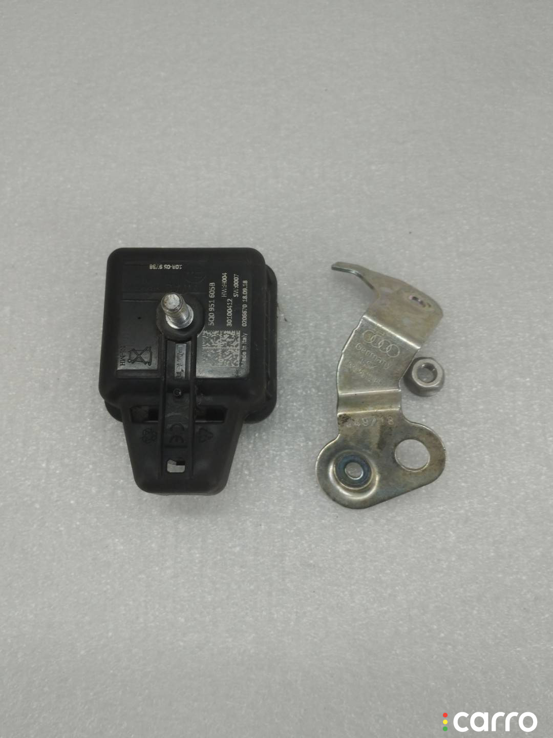 5Q0951605B, 4M0951285 Сирена (гонг) Volkswagen Touareg 3 - фото №1