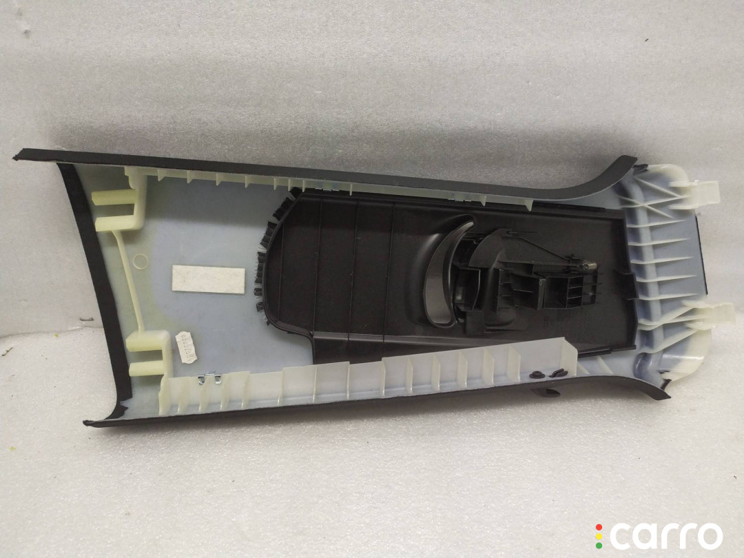 8R0867243, 8R0867293 обшивка центральной стойки левая Audi Q5 8R 2014г. - фото №2