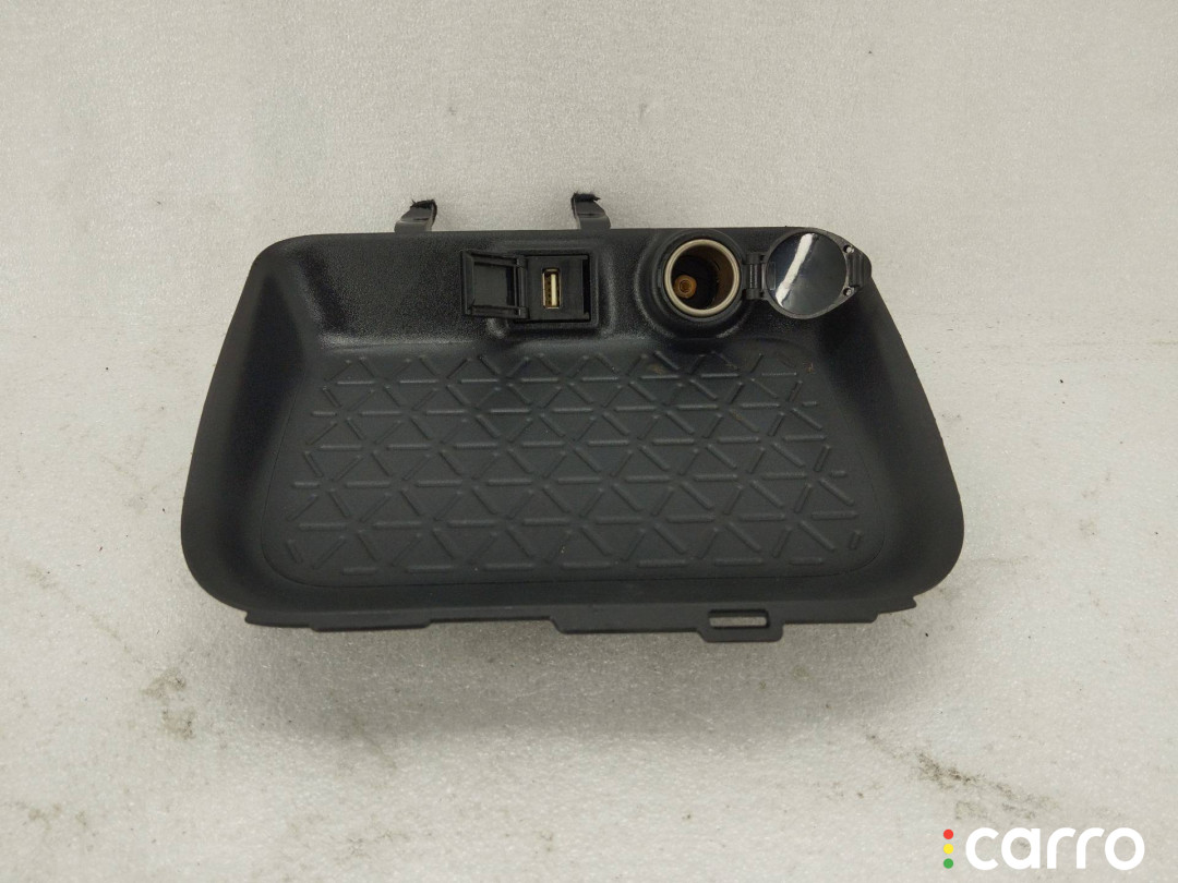 5881342080, 8619042031 декоративная накладка центральной консоли Toyota RAV4 5 (XA50) 2021г. - фото №3