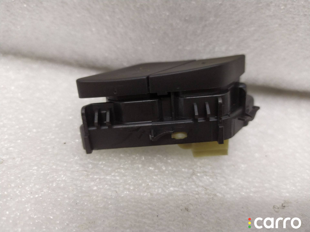 A2059055151 кнопка центрального замка Mercedes-Benz C W205/S205/C205 - фото №2
