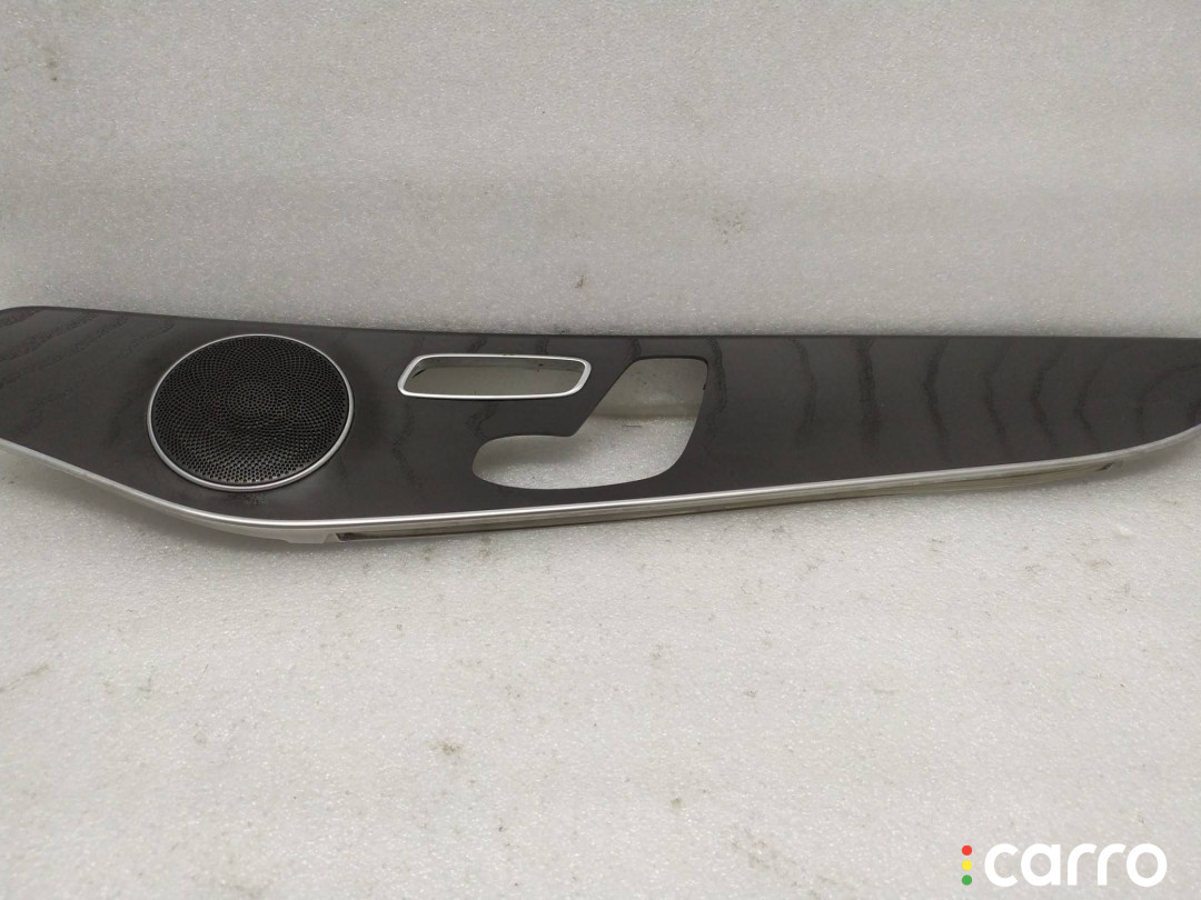 A2057202880 Накладка двери внутренняя передняя правая Mercedes-Benz C W205/S205/C205 - фото №1