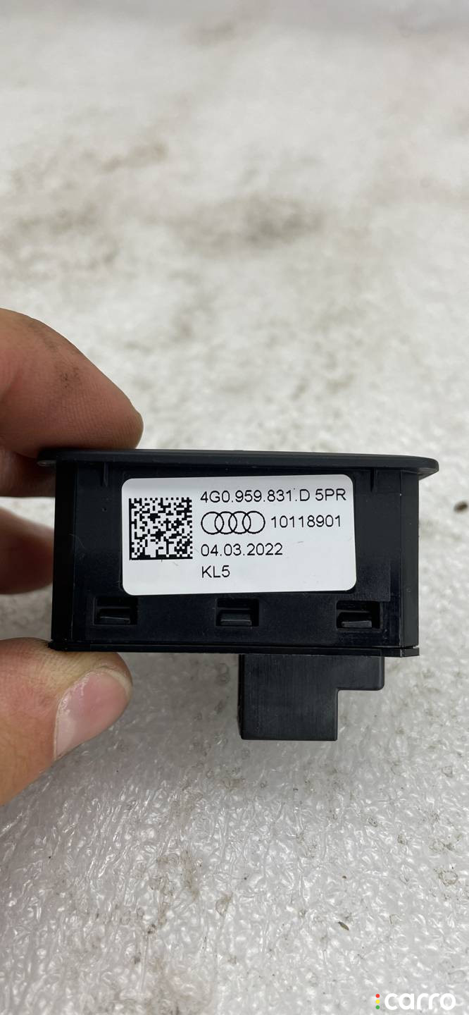 4G0959831D Кнопка закрывания багажника Audi Q7 4M - фото №2