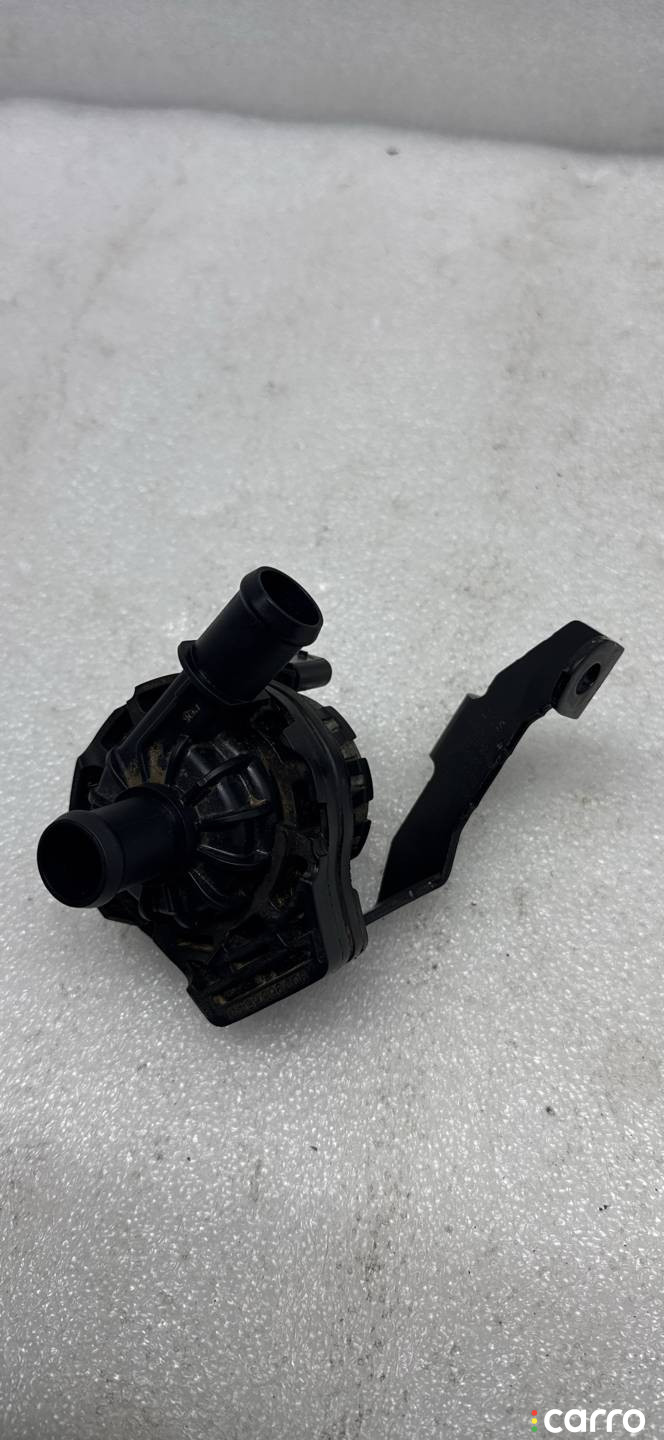 2N0965567C, 7C0121214 Насос антифриза дополнительный Volkswagen Crafter 2 - фото №1