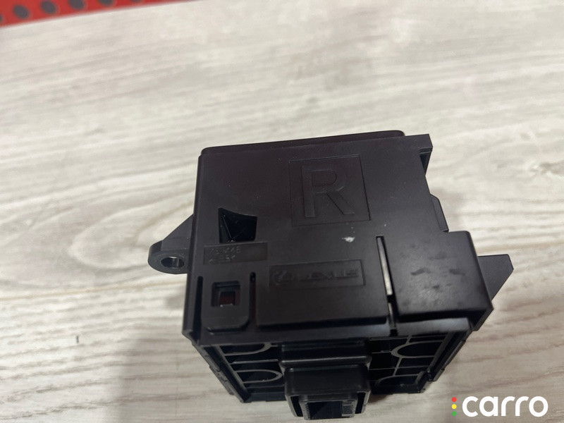 84390-48070 Кнопка ручного тормоза (ручника) Lexus RX 4 450Н 2021г. - фото №3
