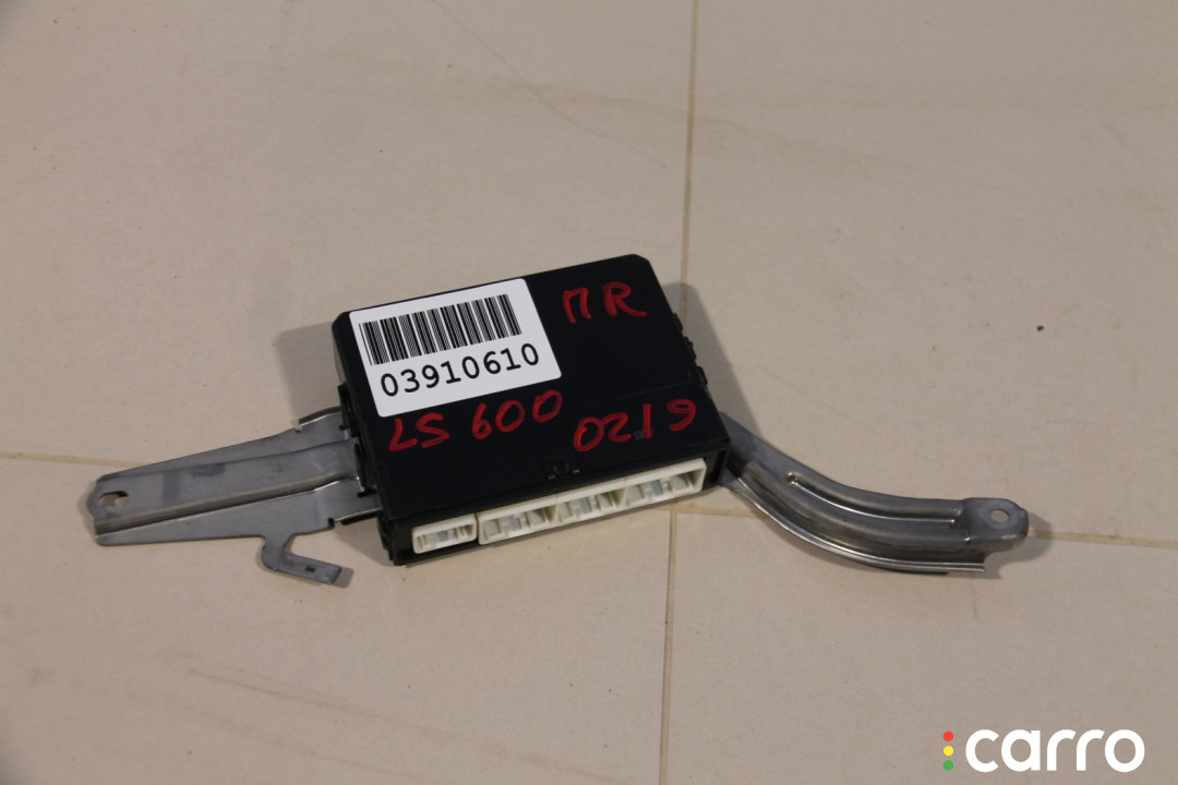 8922350310 Блок комфорта передней правой двери Lexus LS 460 USF4 2012г. - фото №1