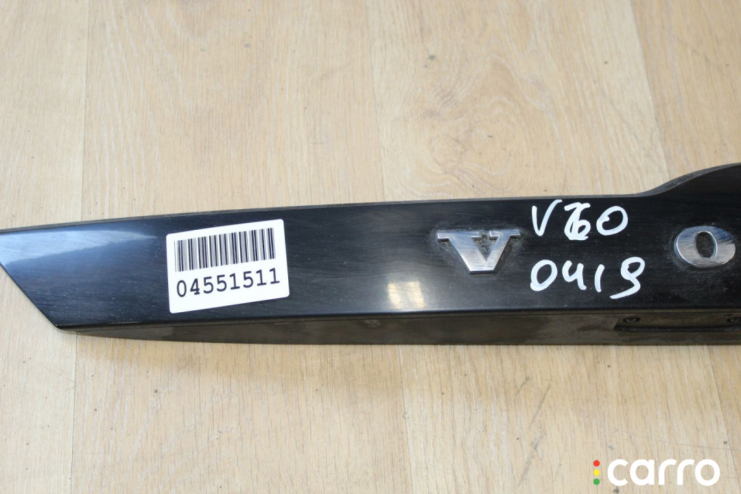 31253346 Накладка двери багажника Volvo V60 (V60 Cross Country) 2014г. - фото №6