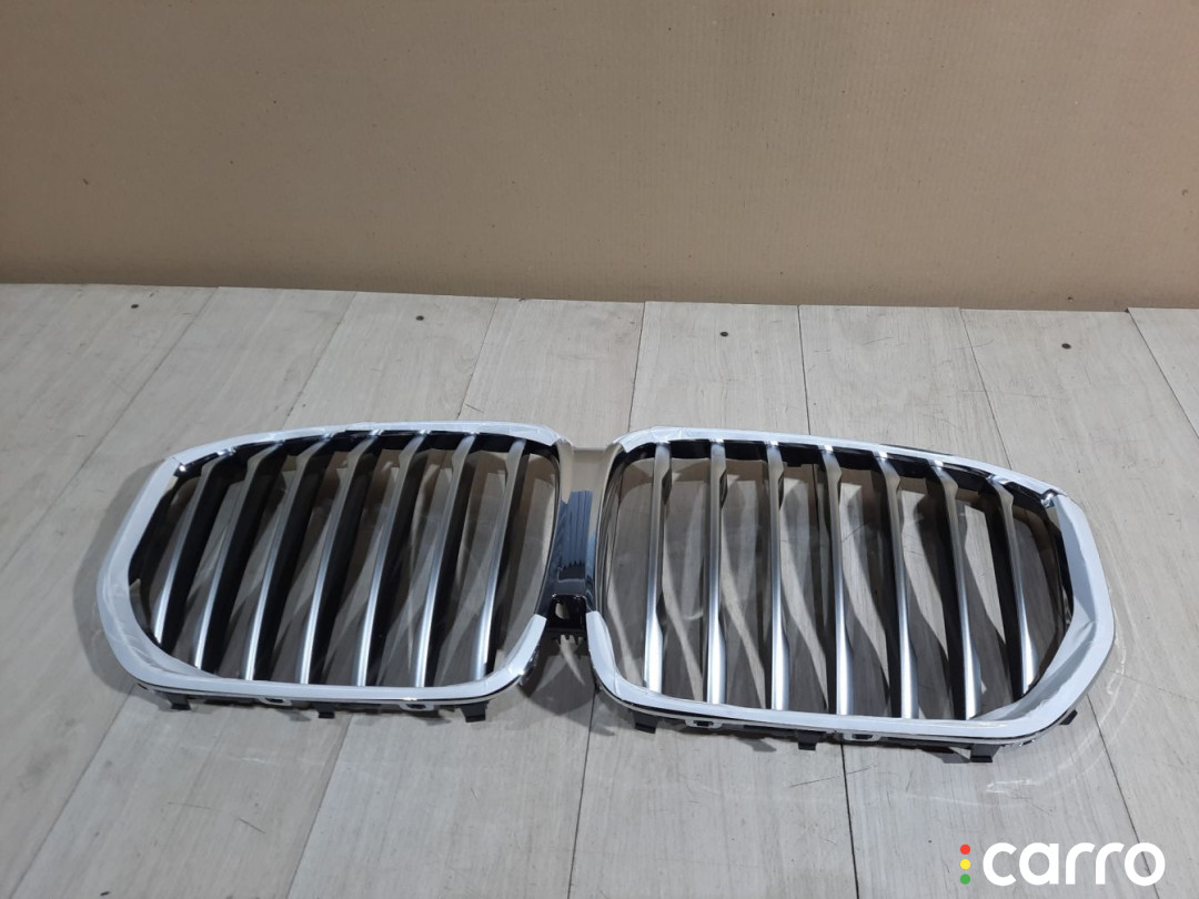 51137454887 Решетка радиатора BMW X5 G05 2018г. - фото №1