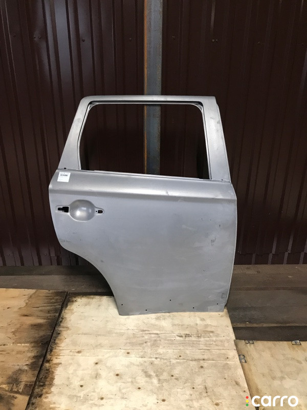 5730B558, MBL1403535R, MBL1604343R, MT2502R, ATP3111041431, OEM0036DZR, STMB53041A1, TCG00798BRR Дверь Mitsubishi Outlander 3 2015г. - фото №1